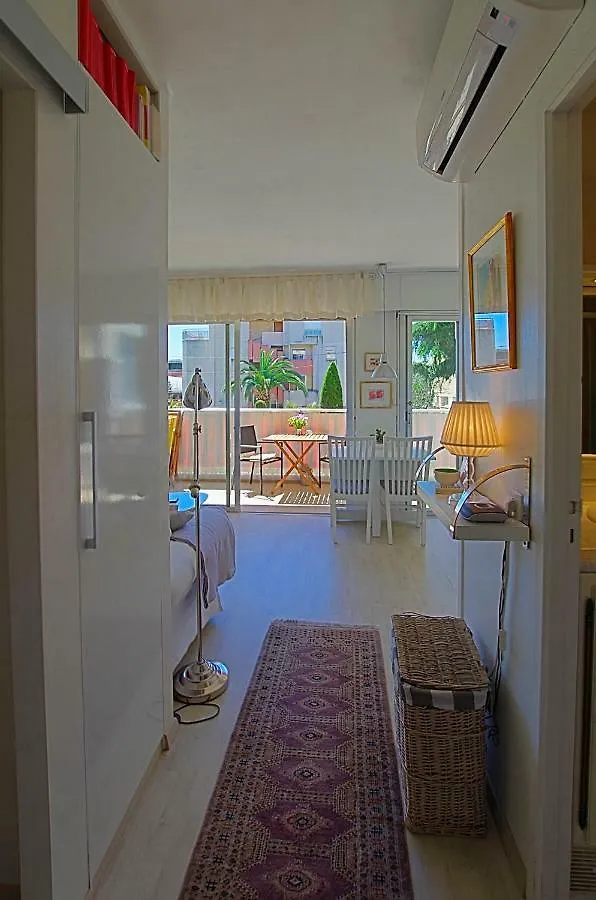 Le Lutin Apartment Saint-Laurent-du-Var 0*,  France